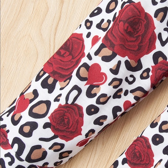 NWOT Girls Floral Dress and Pant Set. Size: 4-5T Color:Red - Picture 4 of 7